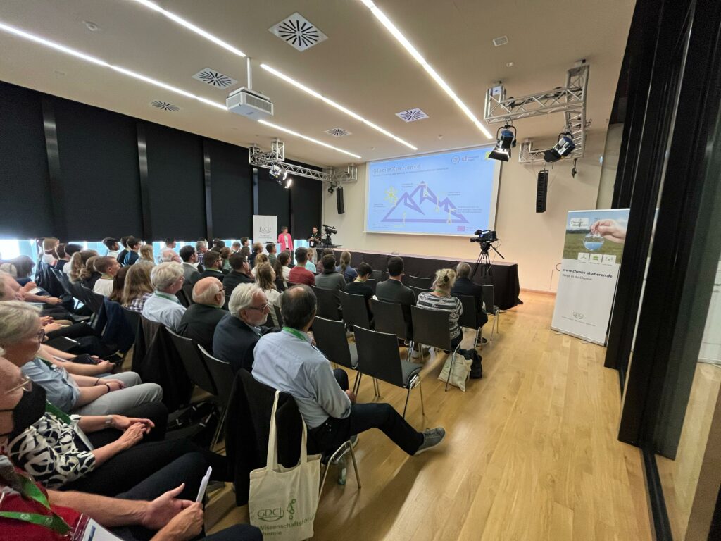Poster at the conference of the chemistry teaching specialist group in the German Chemical Society (GDCh)